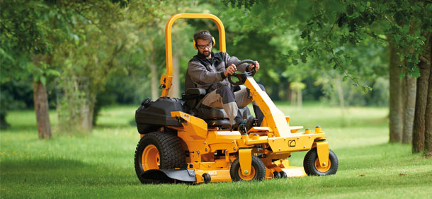 Cub Cadet Pro Z Range